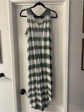 GAP Olive Green and White Striped Tie-Dye Maxi Dress